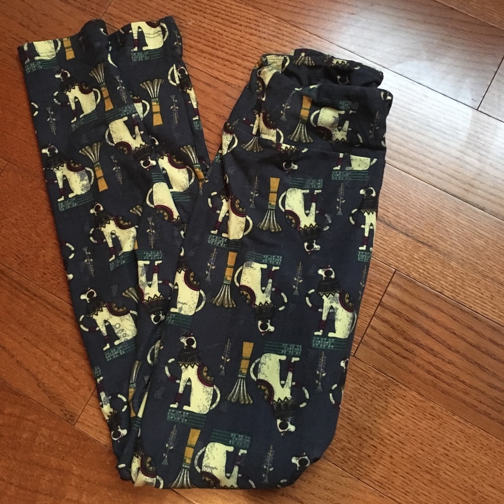 😺Lularoe Egyptian cat leggings😺