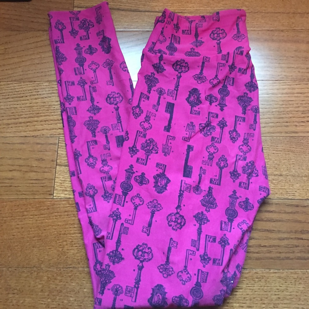 Key 🔑 one size leggings