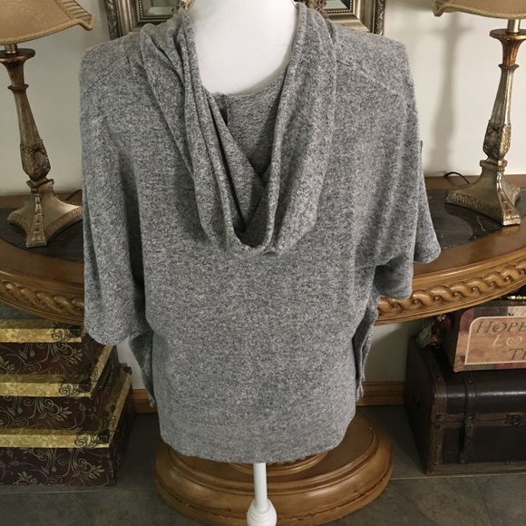 NEW! JUICY COUTURE TOP - Picture 8 of 8