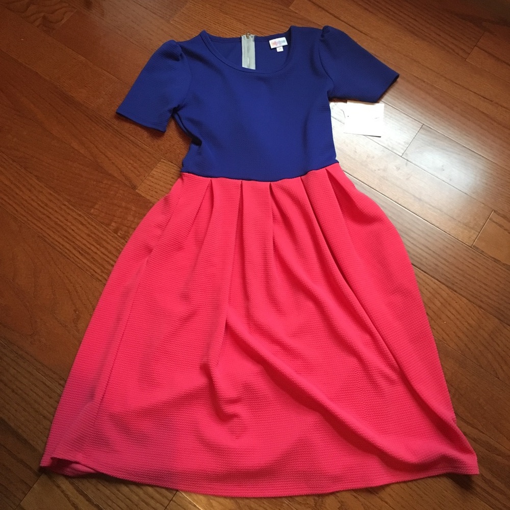 NWT pink and blue lularoe amelia