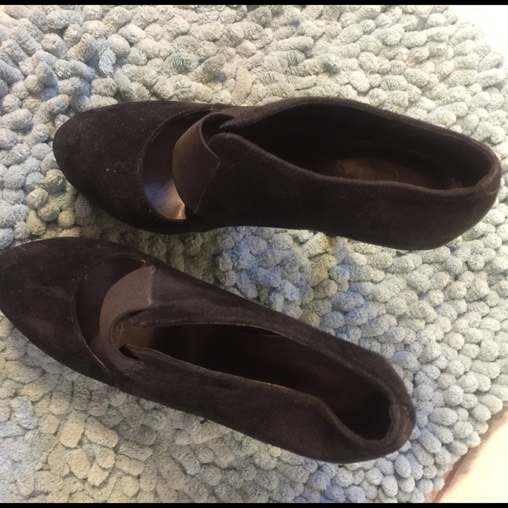 Jessica Simpson Black suede platform pump