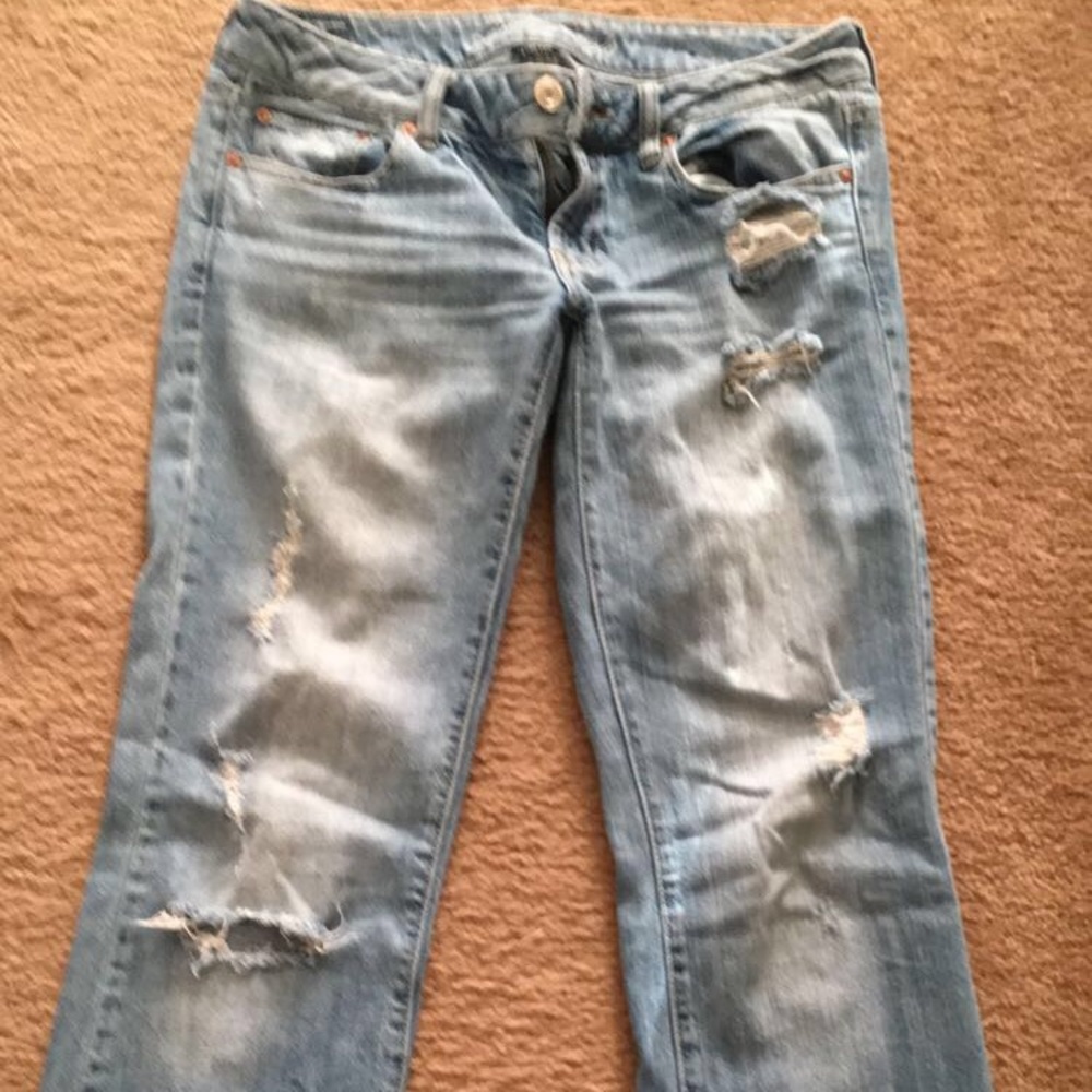American eagle boyfriend jeans
