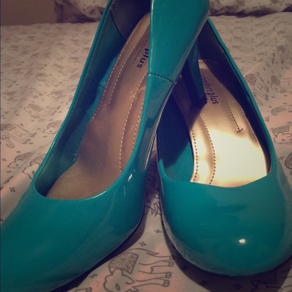 Teal Heels
