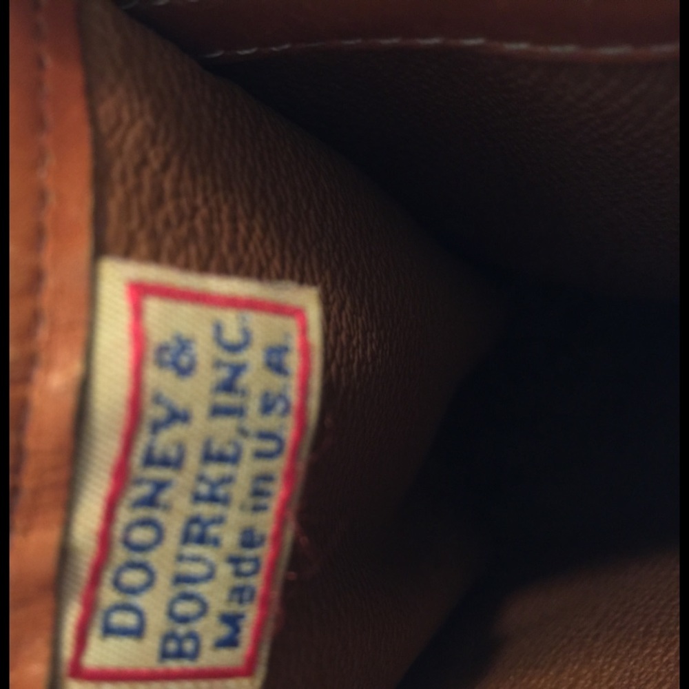 Dooney & Bourke Black and Tan bag - Picture 5 of 6