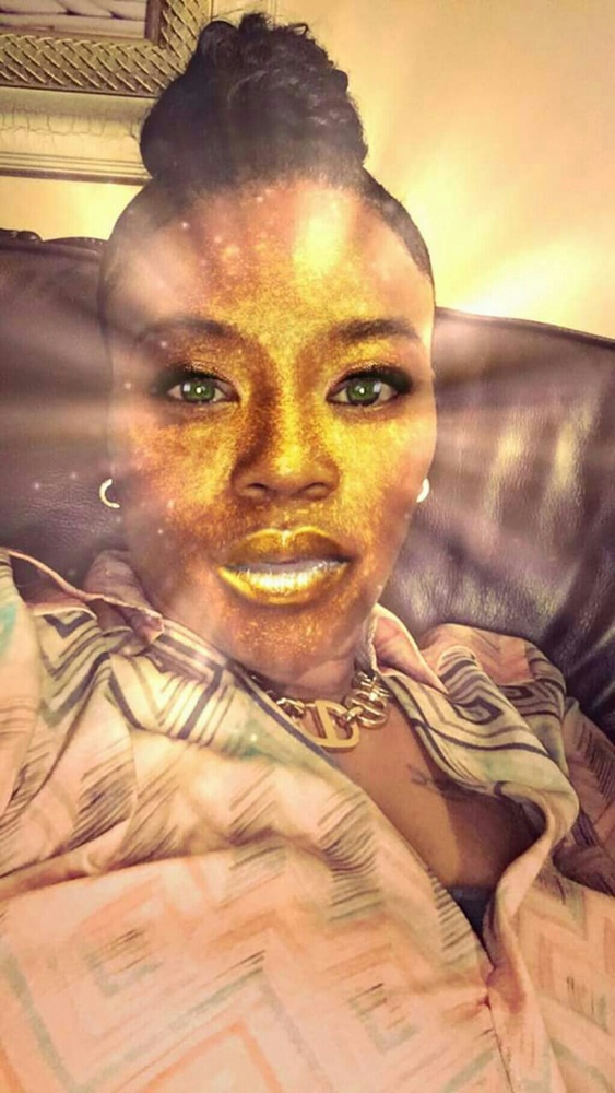 Meet your Posher, Anitra