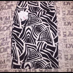 BNWT LulaRoe Cassie