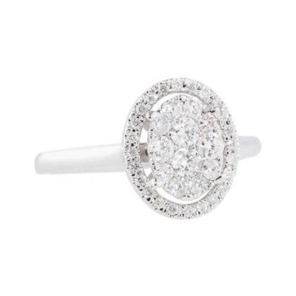 ✅♥️sale‼️new condition ‼️18K 💍engagement ring. - Picture 3 of 8