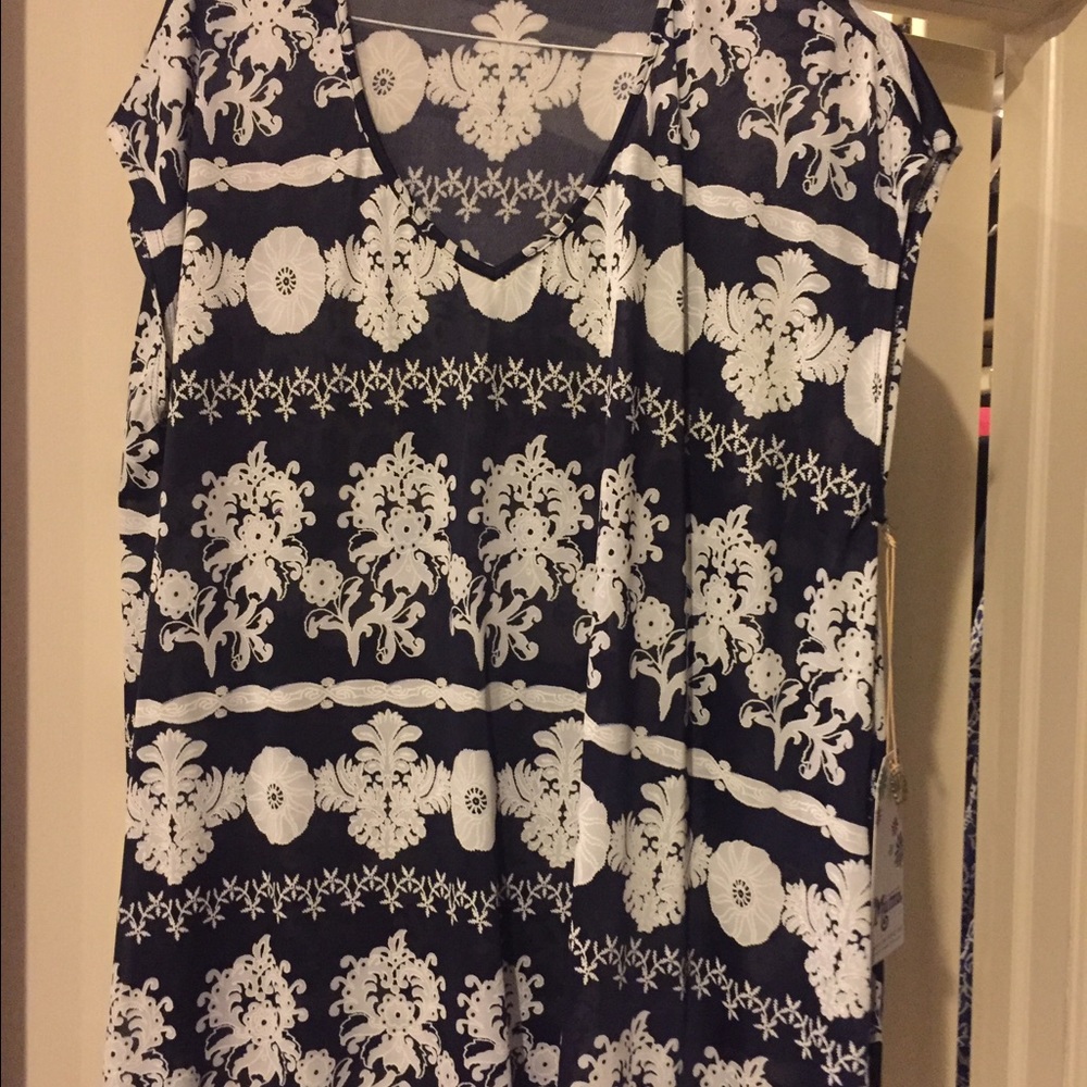 NWT Carter tunic in China print