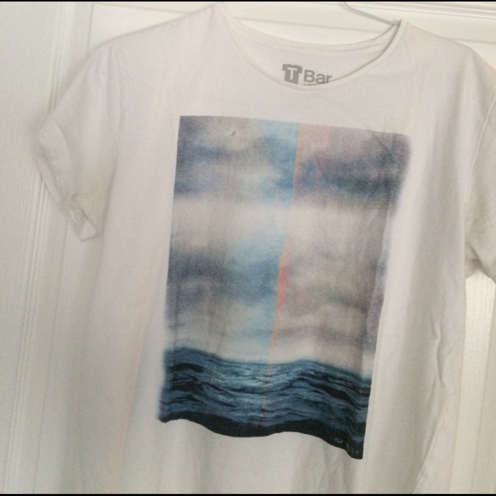 t shirt