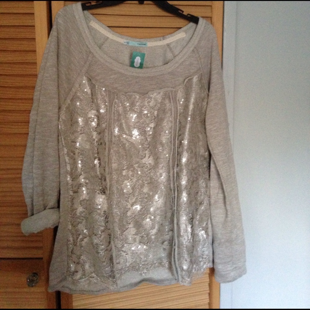 NWT cream sweater!!!