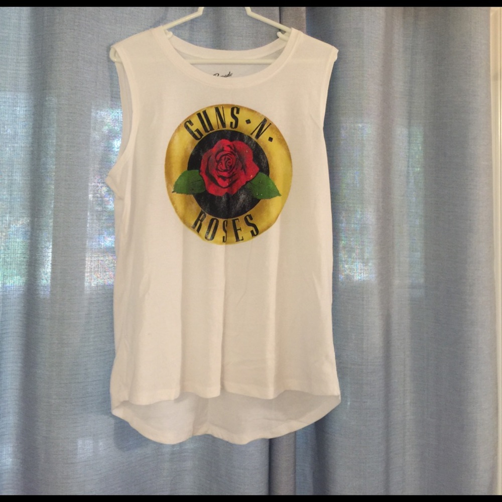 Fun and roses tee