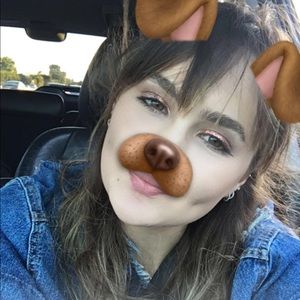 Meet your Posher, Lexi