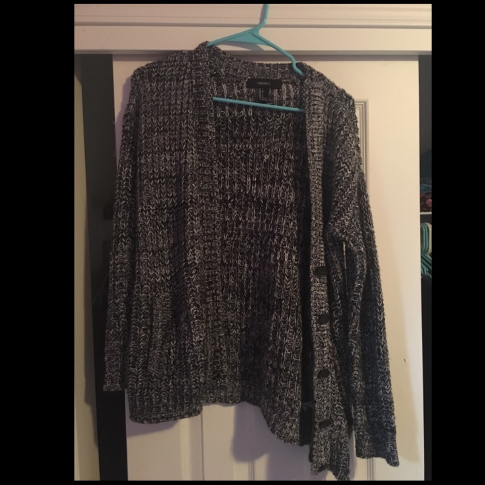 Cardigan sweater