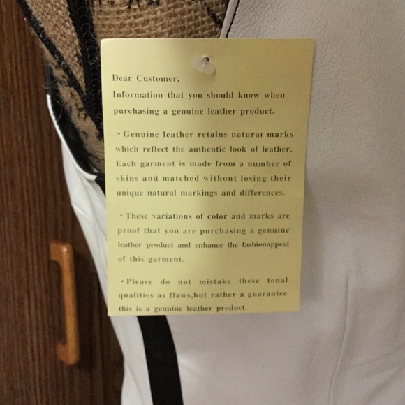 Dress - Picture 3 of 3