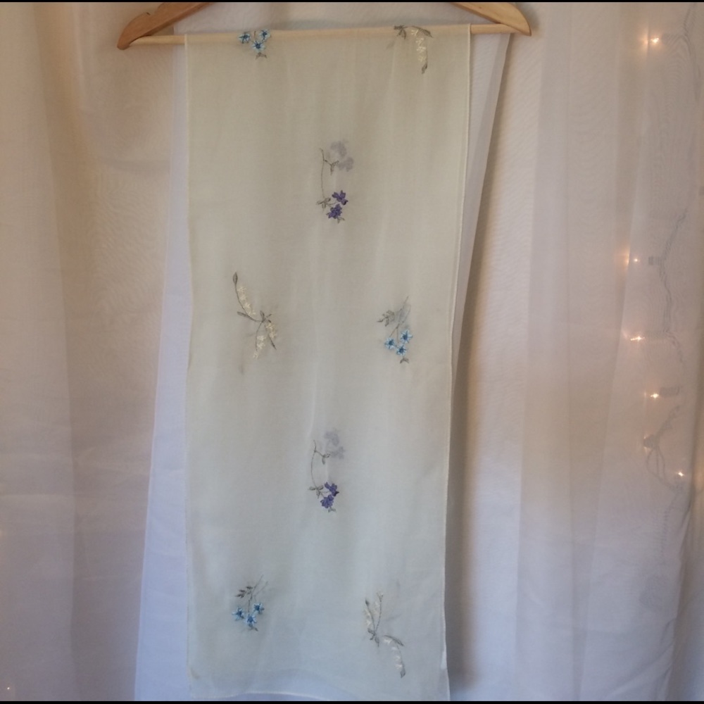 VINTAGE Sheer Scarf