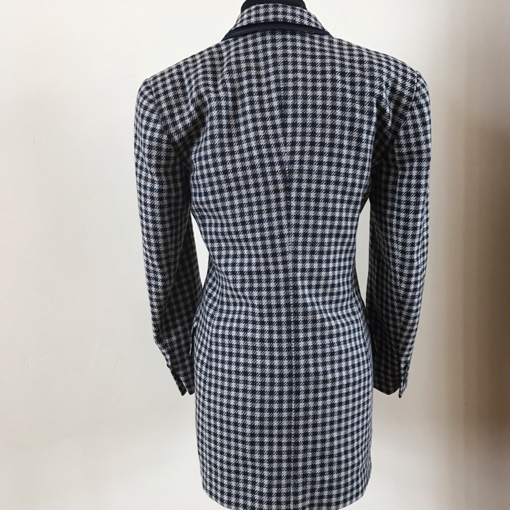 SOLD ❤️❤️ PERFECT ESCADA LONG WOOL BLAZER - Picture 6 of 8