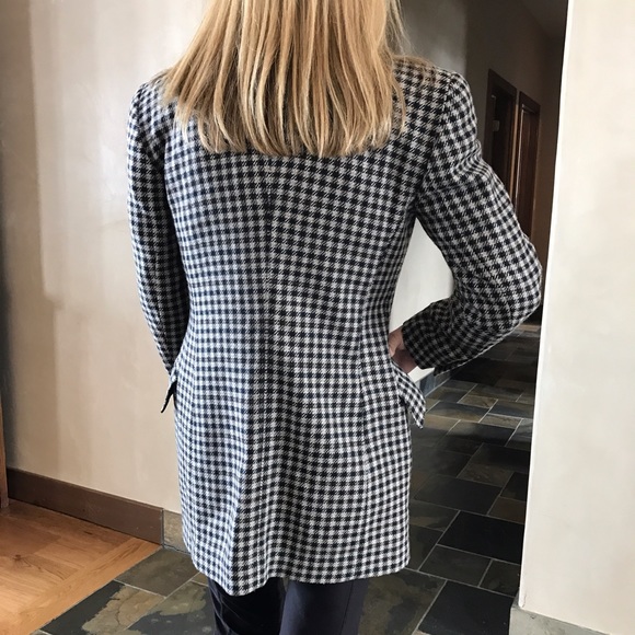 SOLD ❤️❤️ PERFECT ESCADA LONG WOOL BLAZER - Picture 5 of 8