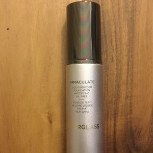 Hourglass Immaculate oil free Foundation Nude