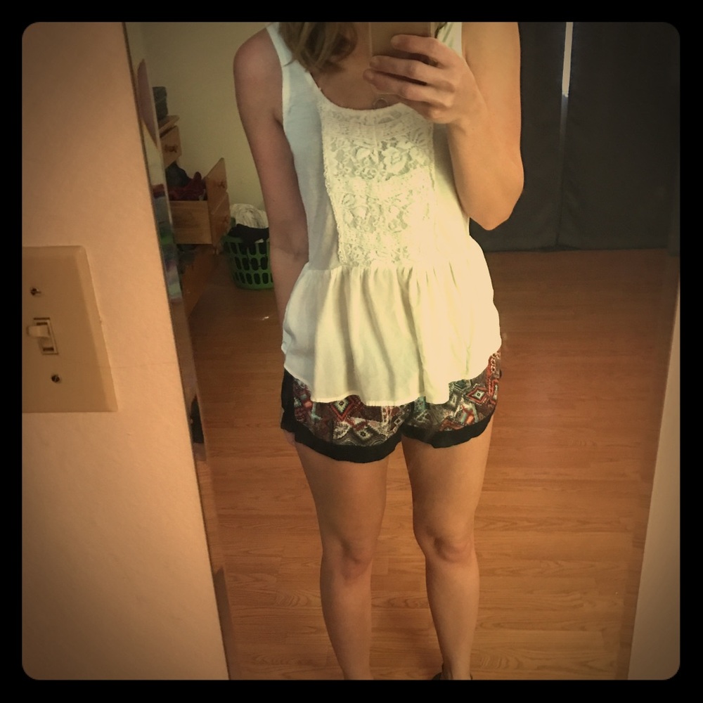 Flowy patterned shorts - Picture 6 of 6