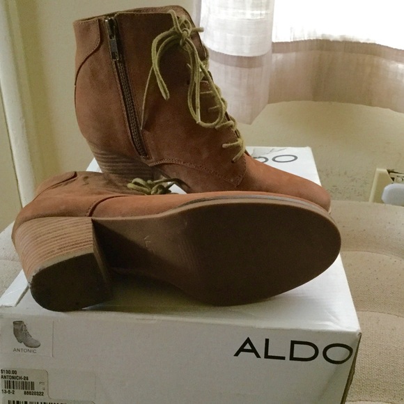 Aldo Antonich Ankle Boots - Picture 3 of 3