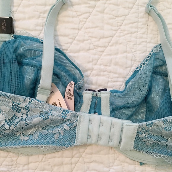 Victoria's Secret Body by Victoria Demi Bra - Picture 4 of 4