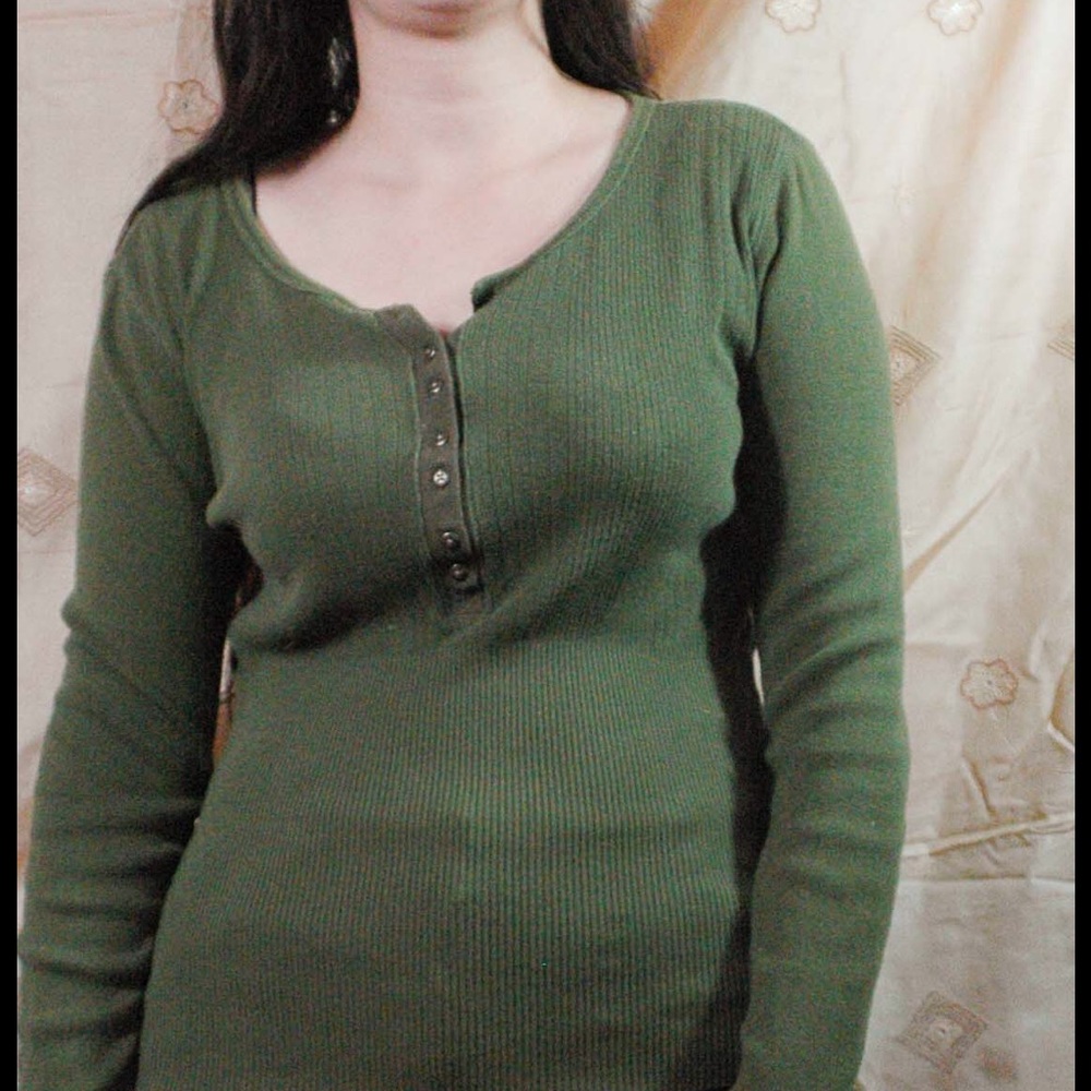 Green knit winter long sleeve Henley