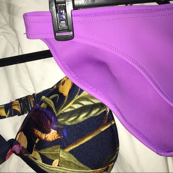 TRIANGL BIKINI - Picture 2 of 2