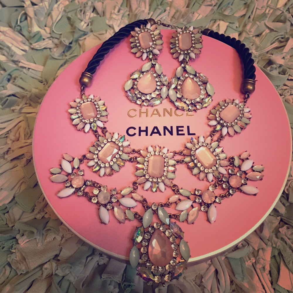 Statement necklace with matching earrings