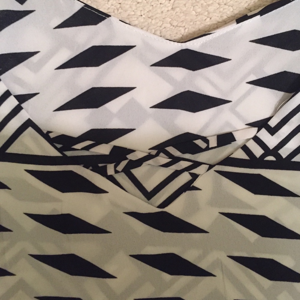 polyester tank - Picture 2 of 3