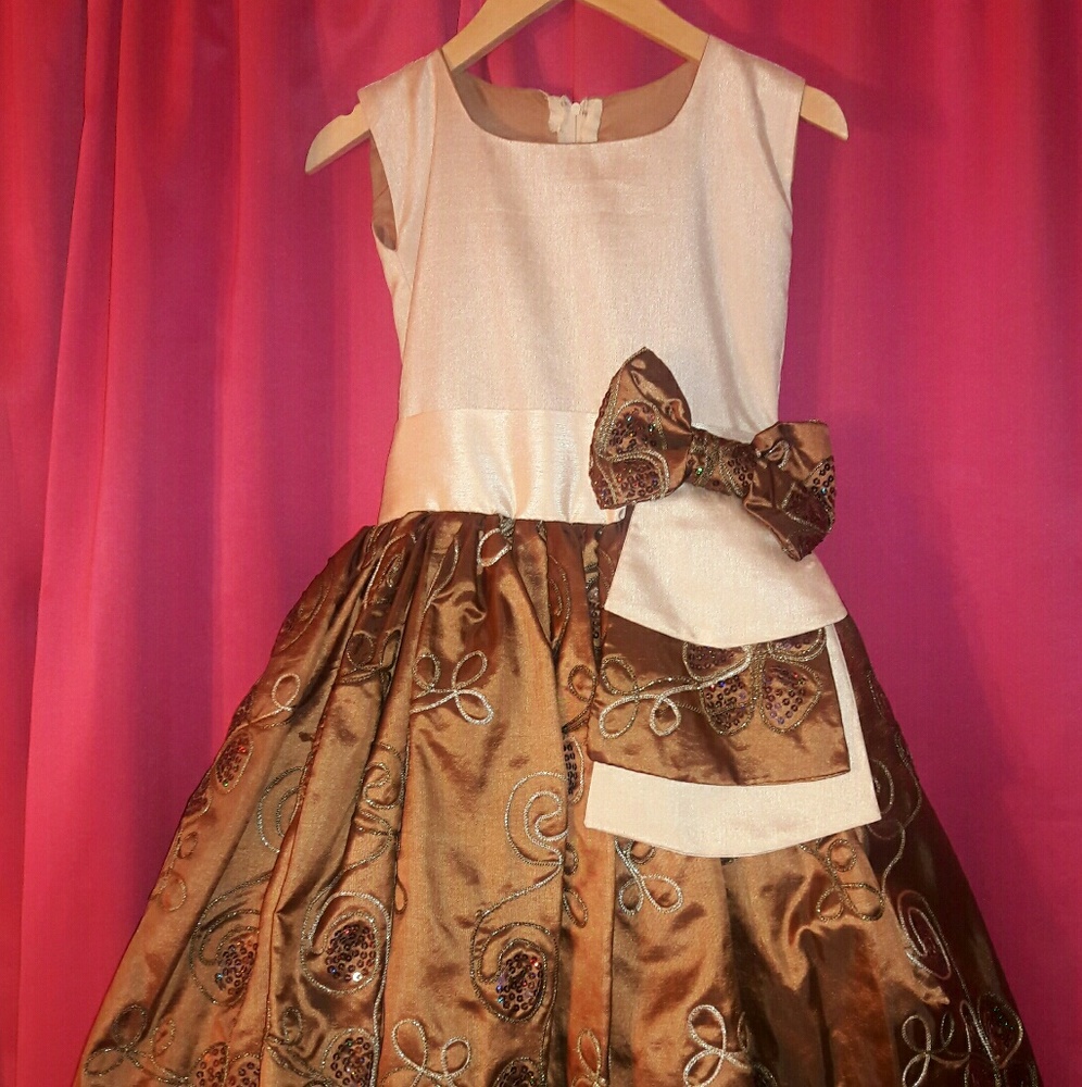 Girls formal dress