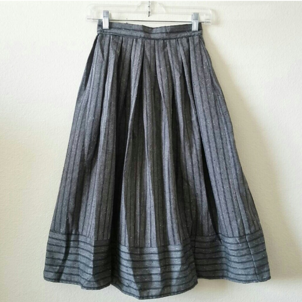 Vintage Pleated Speckled Skirt