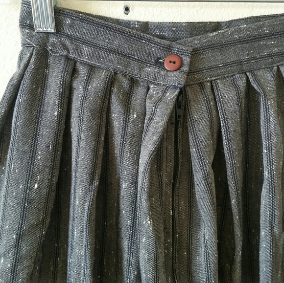 Vintage Pleated Speckled Skirt - Picture 4 of 4