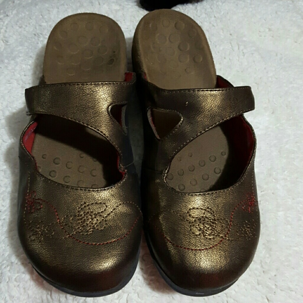 Orthaheel shoes