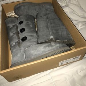 Grey Bailey Button Uggs