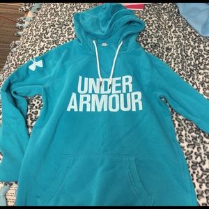 Under armour sweatshirt