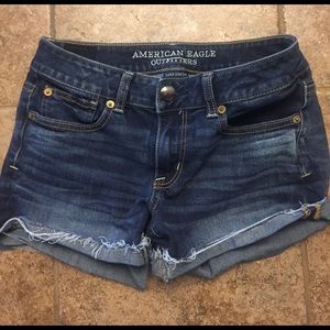 AEO Denim X4 Shortie