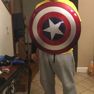 Meet your Posher, Justin