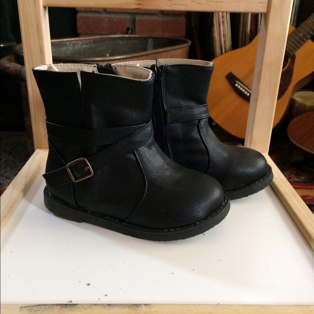 Gap Ankle Booties NEW