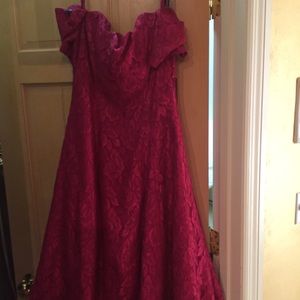 Nikki dress