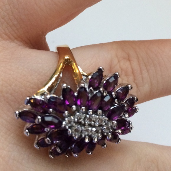 Stunning statement ring. Purple amethyst? - Picture 5 of 8