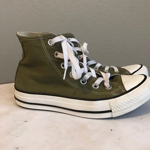 Hunter green converse all stars