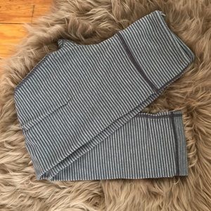 Lululemon grey striped capris