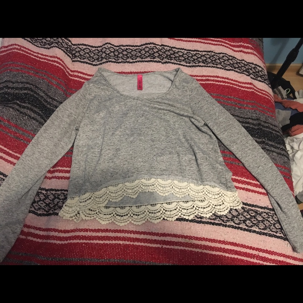 heathered grey long sleeve with lace detailing
