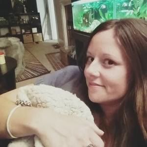Meet your Posher, Holly