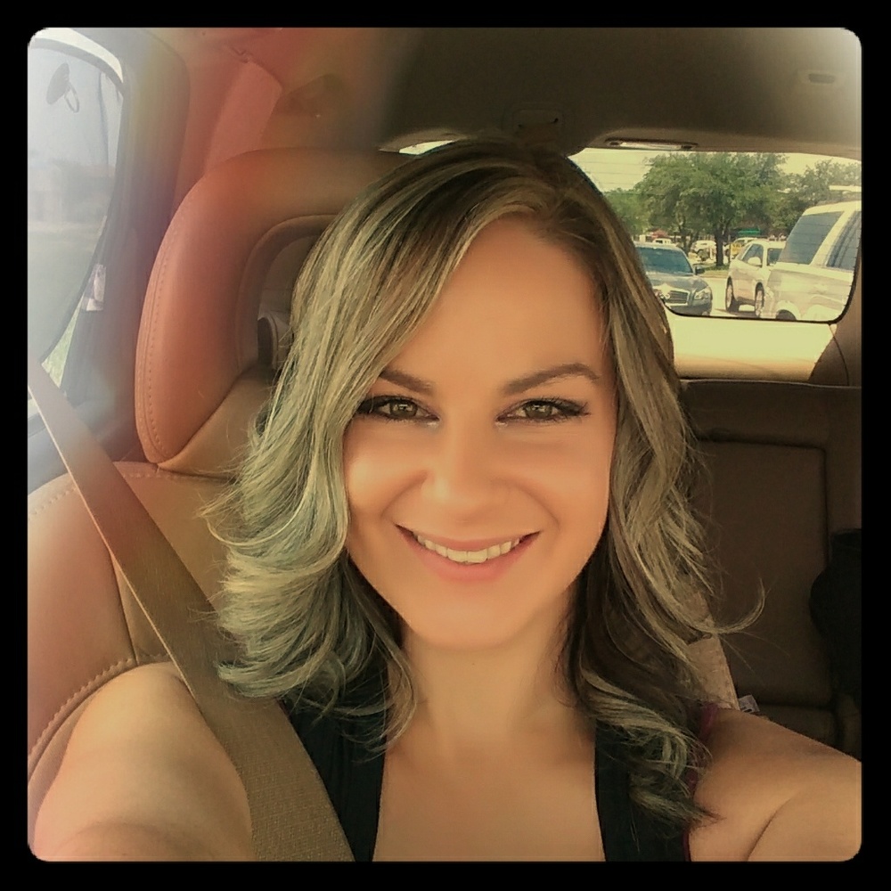 Meet your Posher, Julia