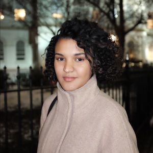 Meet your Posher, Joette