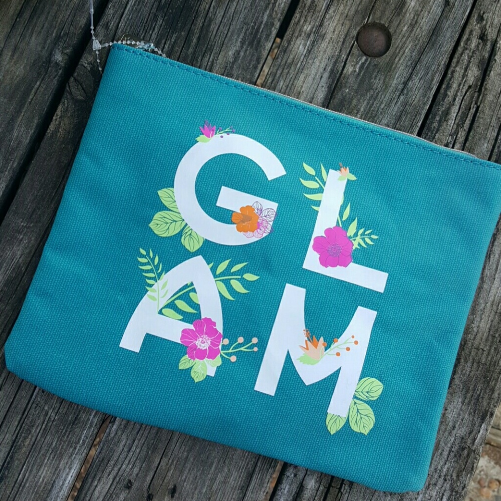 Silpada makeup bag.