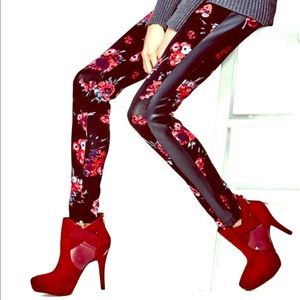 NWOT GUESS FLORAL LEGGINGS