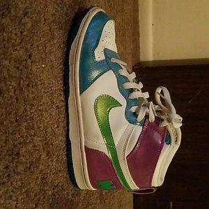 Nike hightop shoes