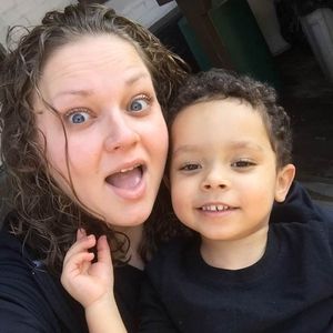 Meet your Posher, Carrie